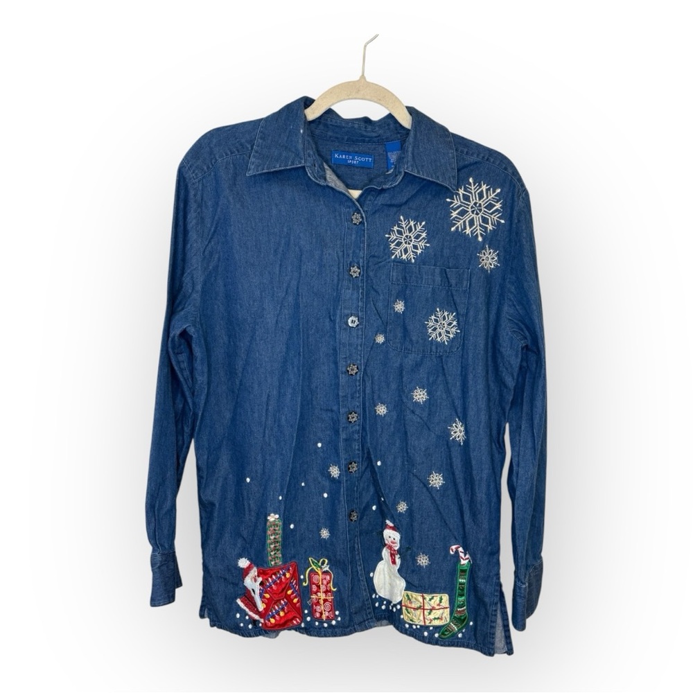 Vintage Karen Scott Embroidered Christmas Denim Shirt Festive Cottagecore Medium